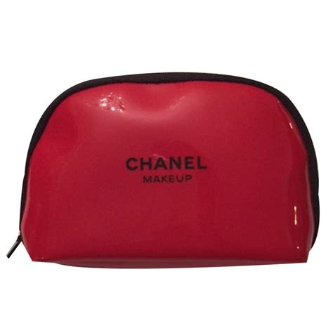 chanel trousse trucchi|Beauty case e trousse CHANEL per il make up e cosmetici.